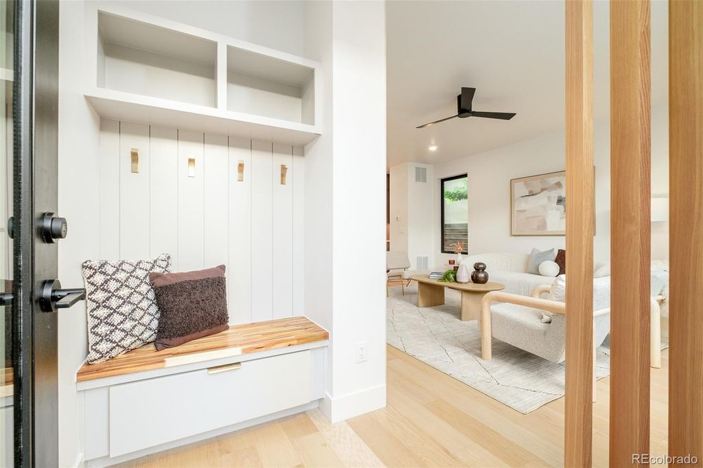 Image 11 of property listing at 2283 S Sherman Street, Denver, CO 80210