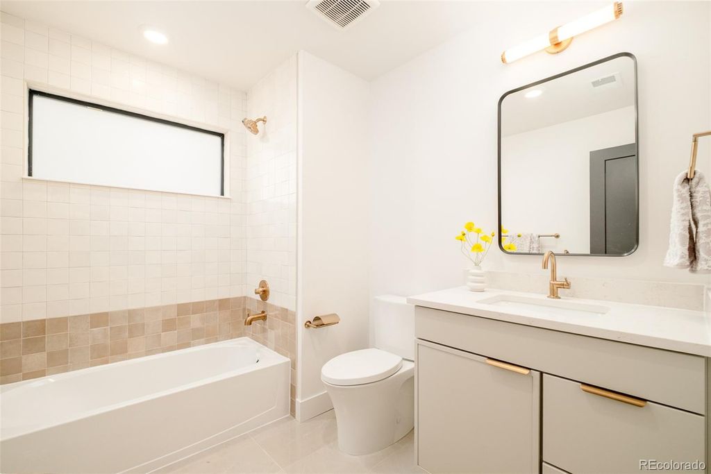 Image 24 of property listing at 2283 S Sherman Street, Denver, CO 80210