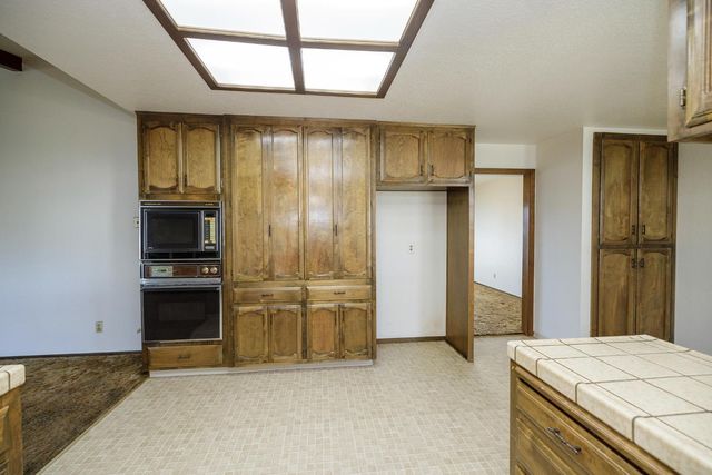 1009 Riesling Dr, Modesto, CA 95351