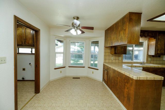 1009 Riesling Dr, Modesto, CA 95351