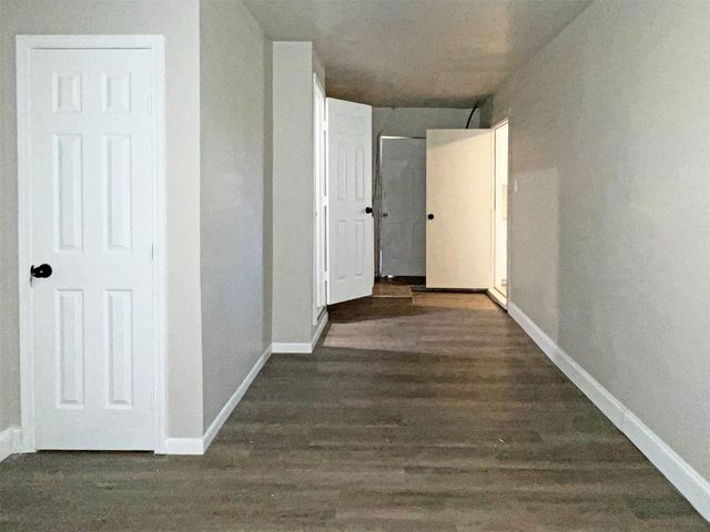 224 Stuart Street, Clute, TX 77531