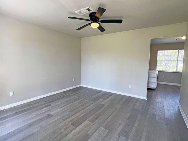 224 Stuart Street, Clute, TX 77531