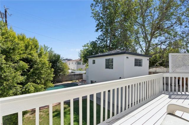 16762 Otsego Street, Encino, CA 91436
