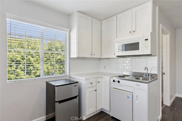 16762 Otsego Street, Encino, CA 91436
