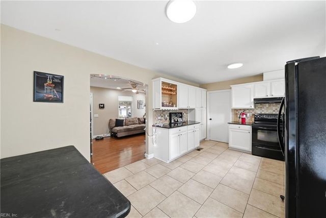 6113 Pamlico CIR, Norfolk, VA 23513