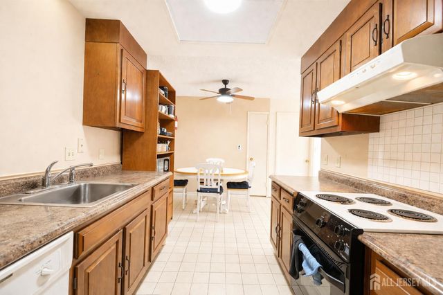 148 Old Nassau Road C, Monroe, NJ 08831