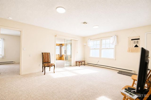 148 Old Nassau Road C, Monroe, NJ 08831