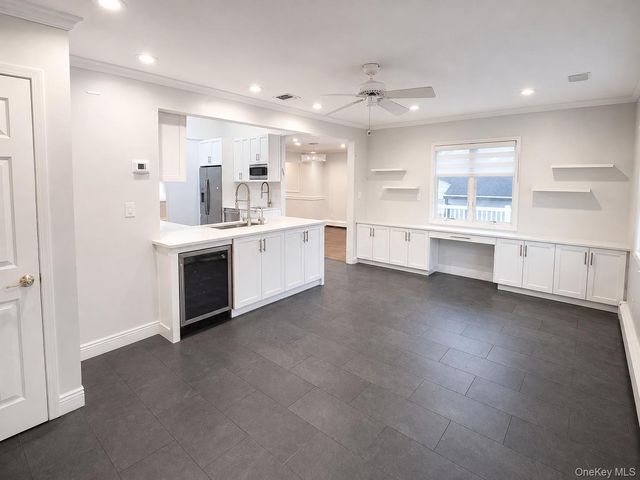 586 Harless Place, West Hempstead, NY 11552