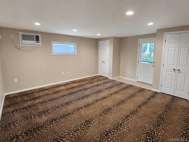 586 Harless Place, West Hempstead, NY 11552