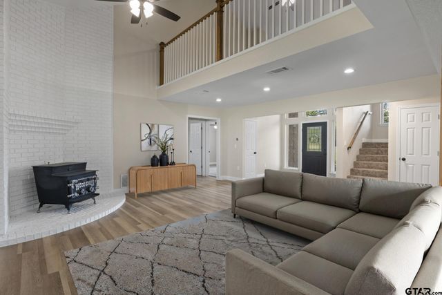 366 County Road 1740, Mt Pleasant, TX 75455