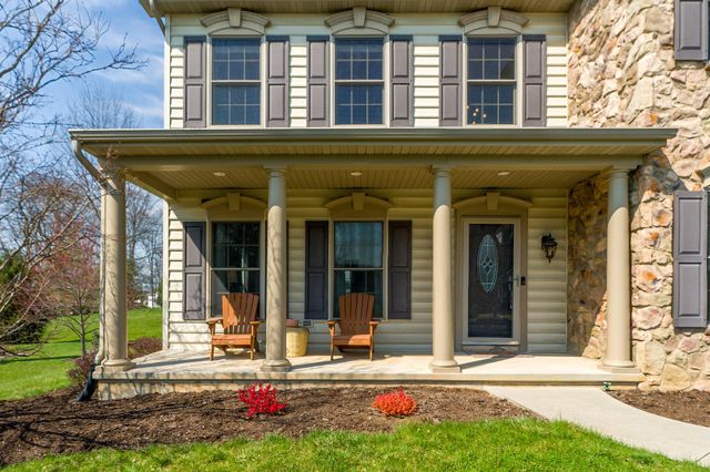 2279 PULLMAN WAY, Hummelstown, PA 17036