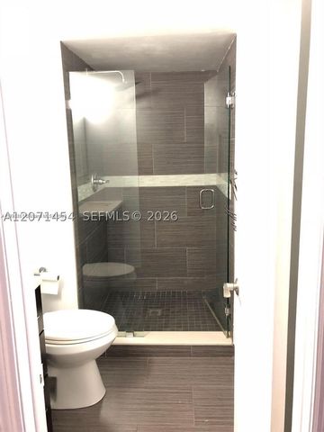 8670 NW 6th Ln 4-208, Miami, FL 33126