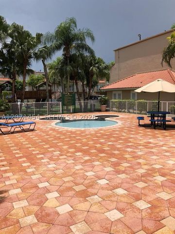 8670 NW 6th Ln 4-208, Miami, FL 33126