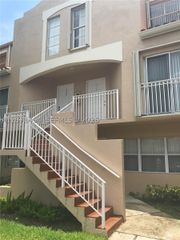 8670 NW 6th Ln 4-208, Miami, FL 33126