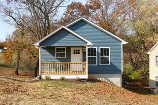 312 N WAVERLY ST, Staunton, VA 24401