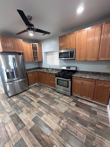 1028 N Central Park Avenue 1, Chicago, IL 60651