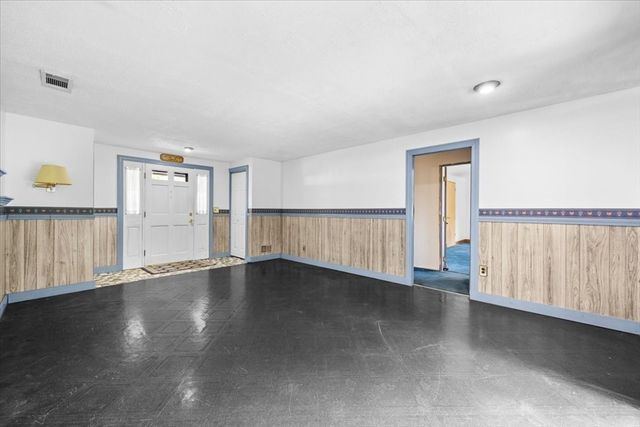 27 Nadine Rd, Brockton, MA 02302