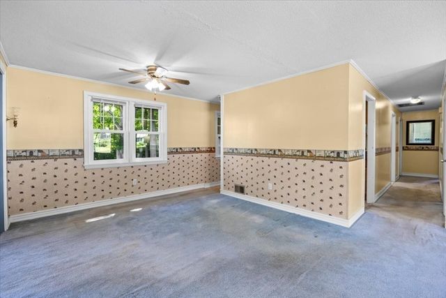 27 Nadine Rd, Brockton, MA 02302