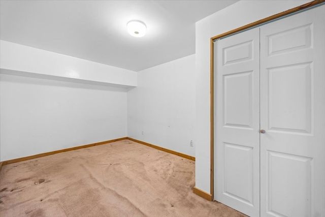 27 Nadine Rd, Brockton, MA 02302