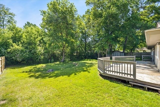 27 Nadine Rd, Brockton, MA 02302