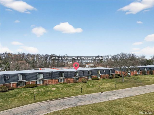1878 Colonial Village Way 4, Waterford Charter Township, MI 48328