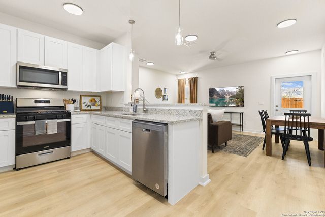 214 BONNIE BEND, San Antonio, TX 78253