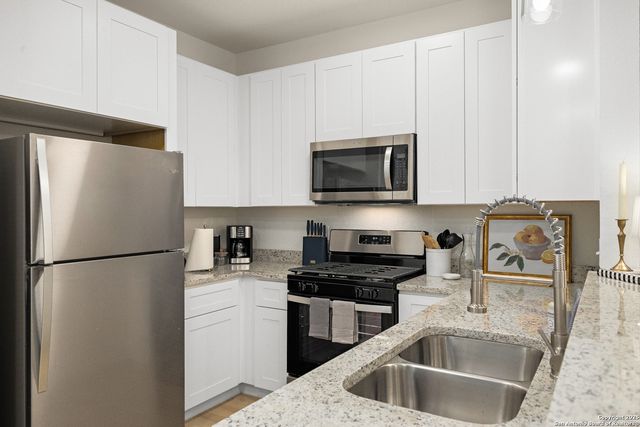 214 BONNIE BEND, San Antonio, TX 78253