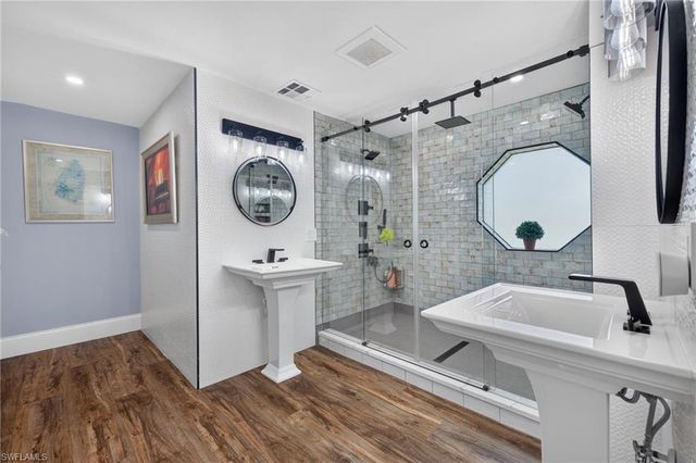 625 Sunnyside CT, Fort Myers, FL 33919