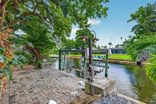 625 Sunnyside CT, Fort Myers, FL 33919
