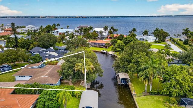 625 Sunnyside CT, Fort Myers, FL 33919