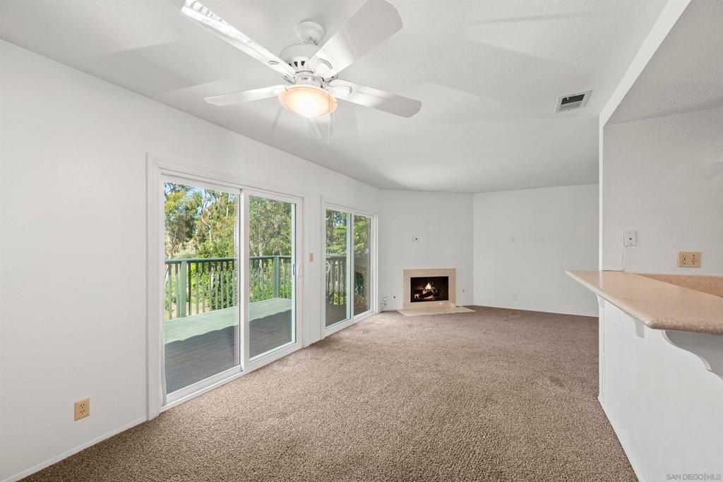 Image 12 of property listing at 6972 Camino Amero, San Diego, CA 92111