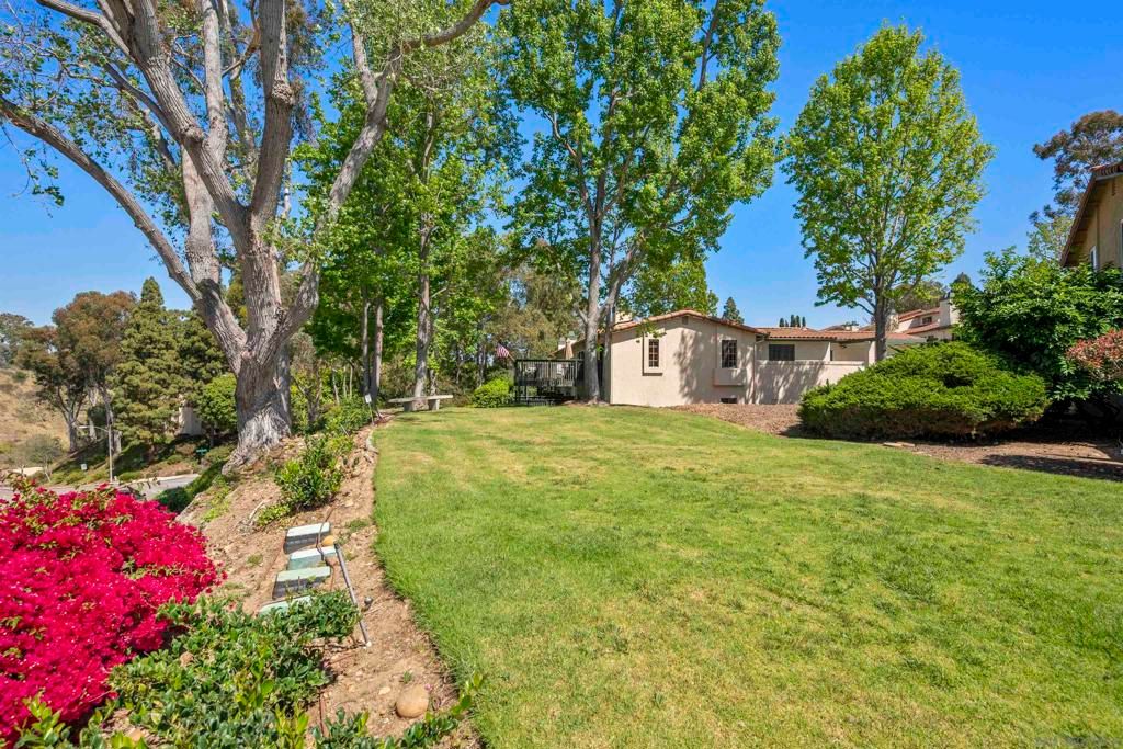 Image 31 of property listing at 6972 Camino Amero, San Diego, CA 92111