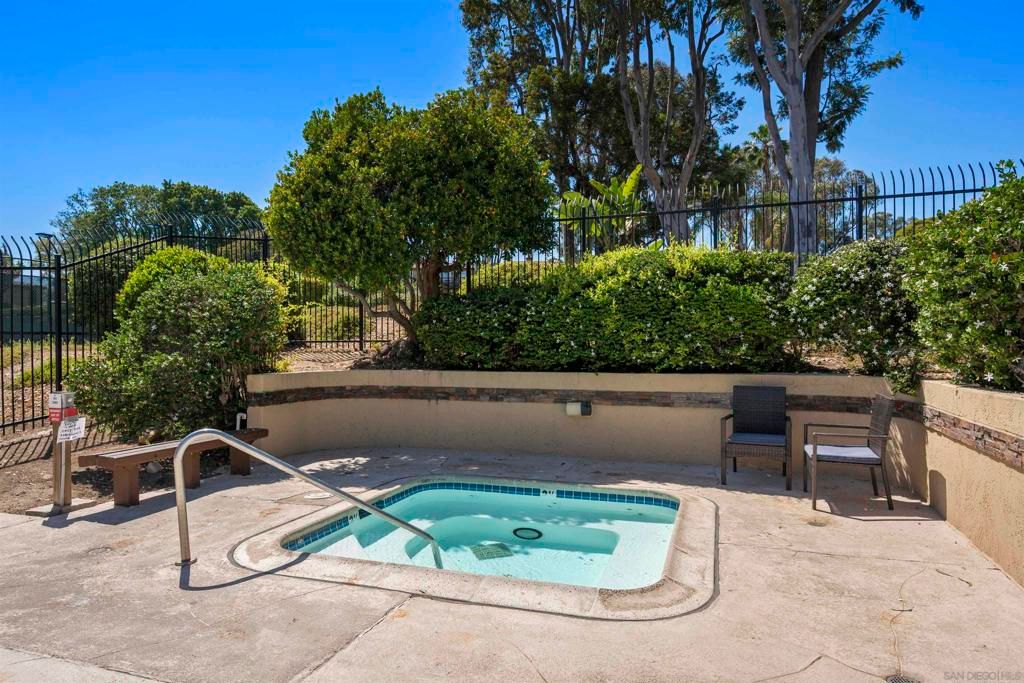 Image 37 of property listing at 6972 Camino Amero, San Diego, CA 92111