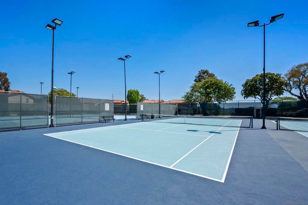 Image 40 of property listing at 6972 Camino Amero, San Diego, CA 92111
