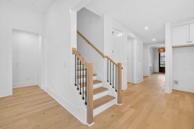 1087 Isaac Franklin Dr, Gallatin, TN 37066