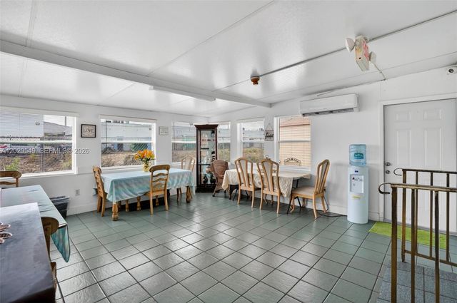 7100 NW 1st Terrace, Miami, FL 33126