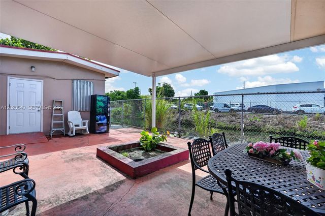 7100 NW 1st Terrace, Miami, FL 33126