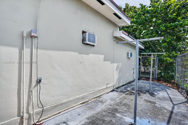 7100 NW 1st Terrace, Miami, FL 33126