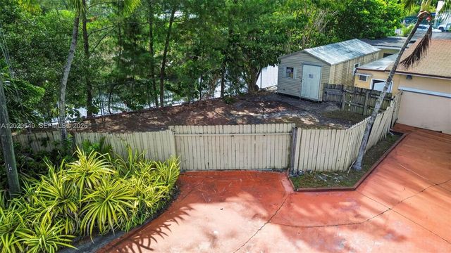 7100 NW 1st Terrace, Miami, FL 33126