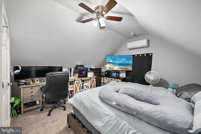 411 E WALNUT ST, Hebron, MD 21830