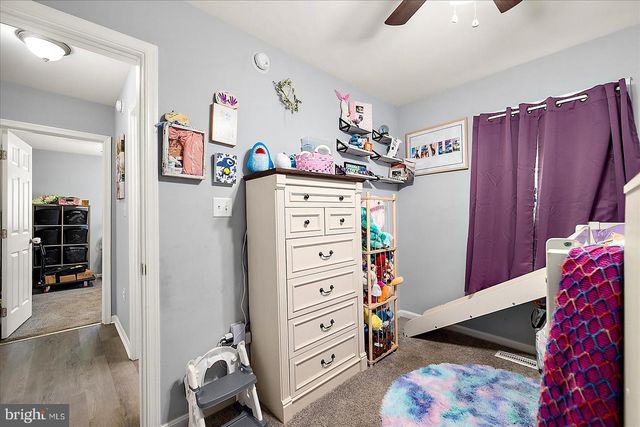 411 E WALNUT ST, Hebron, MD 21830