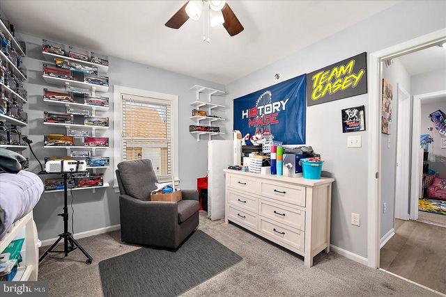 411 E WALNUT ST, Hebron, MD 21830