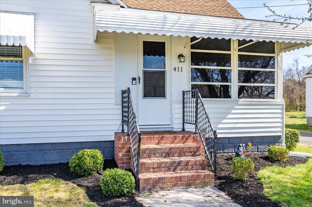 411 E WALNUT ST, Hebron, MD 21830