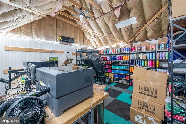 411 E WALNUT ST, Hebron, MD 21830