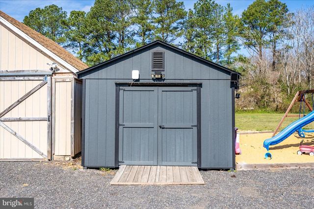 411 E WALNUT ST, Hebron, MD 21830