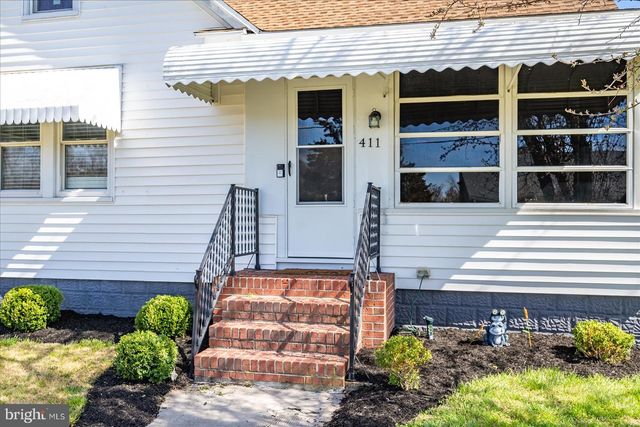 411 E WALNUT ST, Hebron, MD 21830