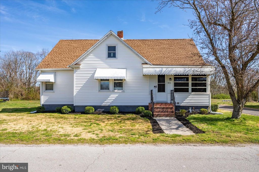 411 E WALNUT ST, Hebron, MD 21830