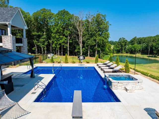 8015 W Hwy 412, Paragould, AR 72450