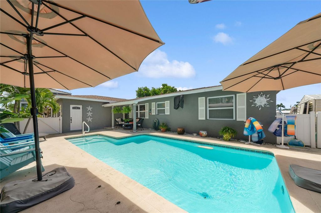 7912 3RD AVENUE S, St Petersburg, FL 33707