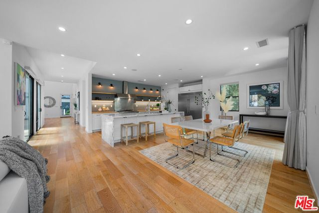 1058 S Plymouth Boulevard, Los Angeles, CA 90019